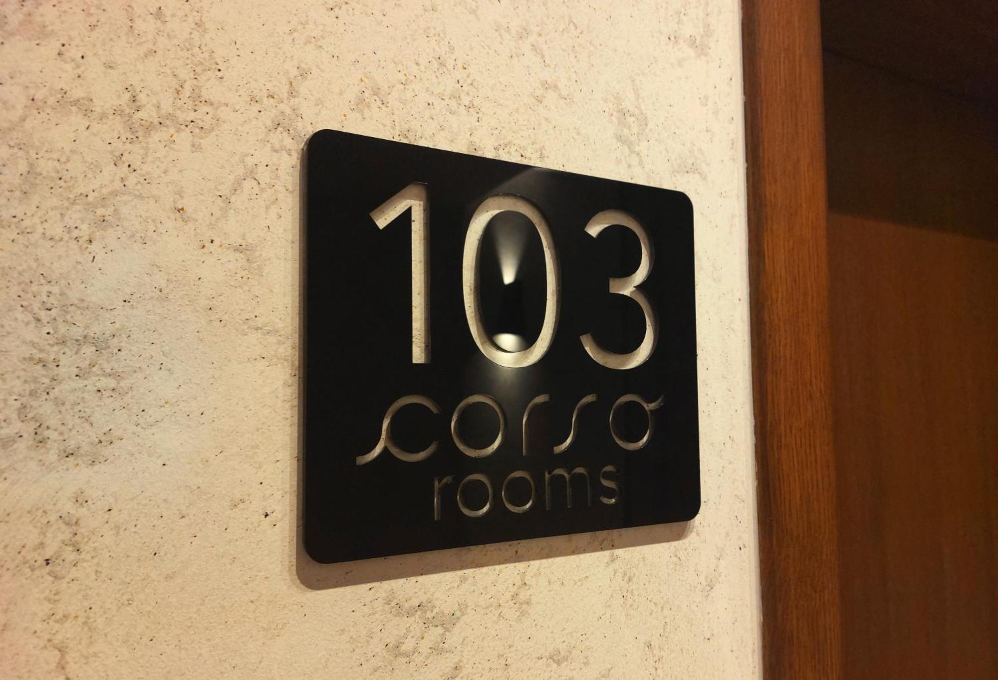 Corso Rooms City Centre Novi Sad Oda fotoğraf